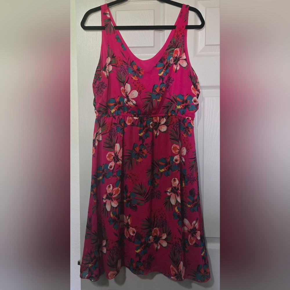Old Navy Bright Pink Garment